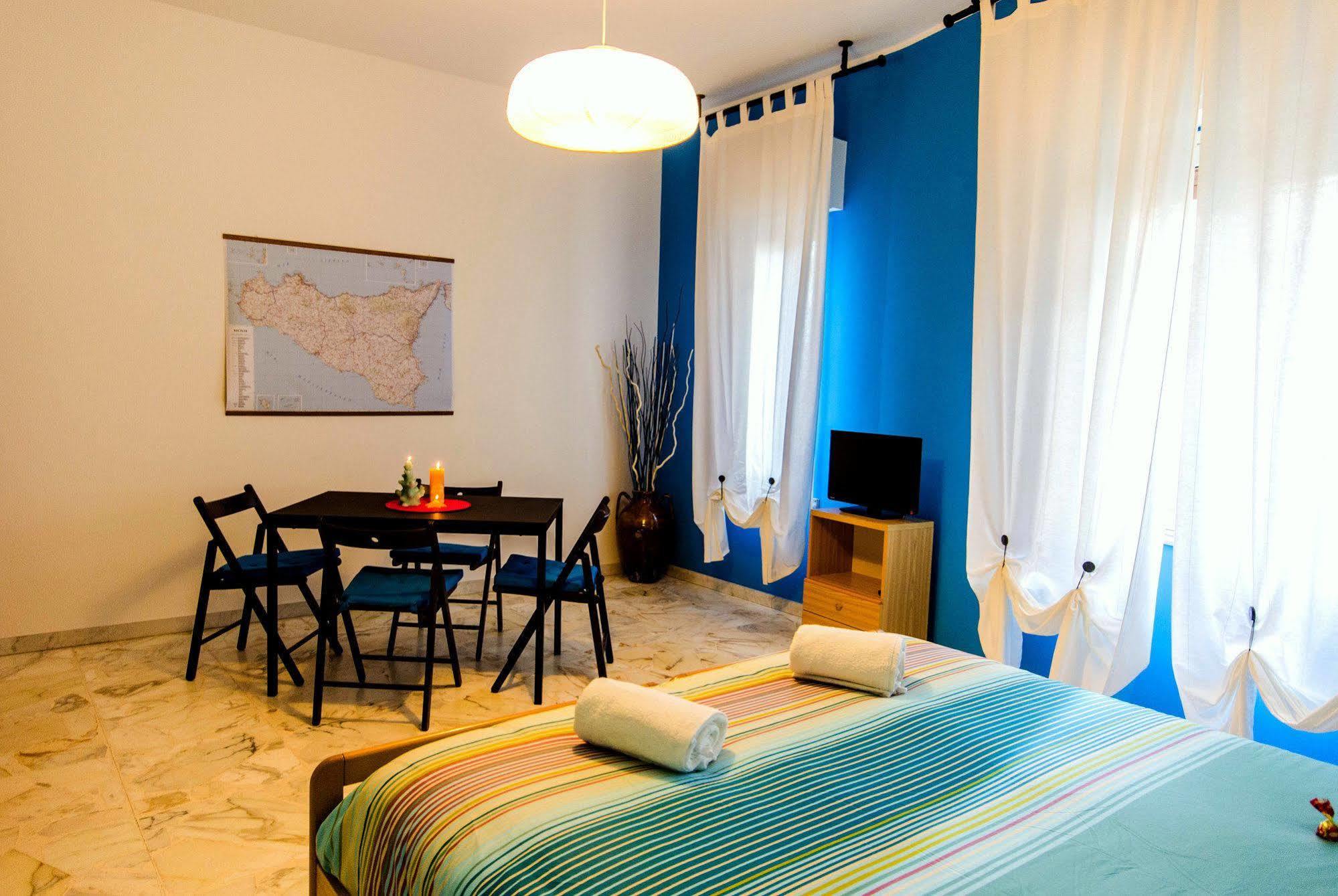 Naxos Sea Holiday Apartments จีอาร์ดีนี นักซอส ภายนอก รูปภาพ