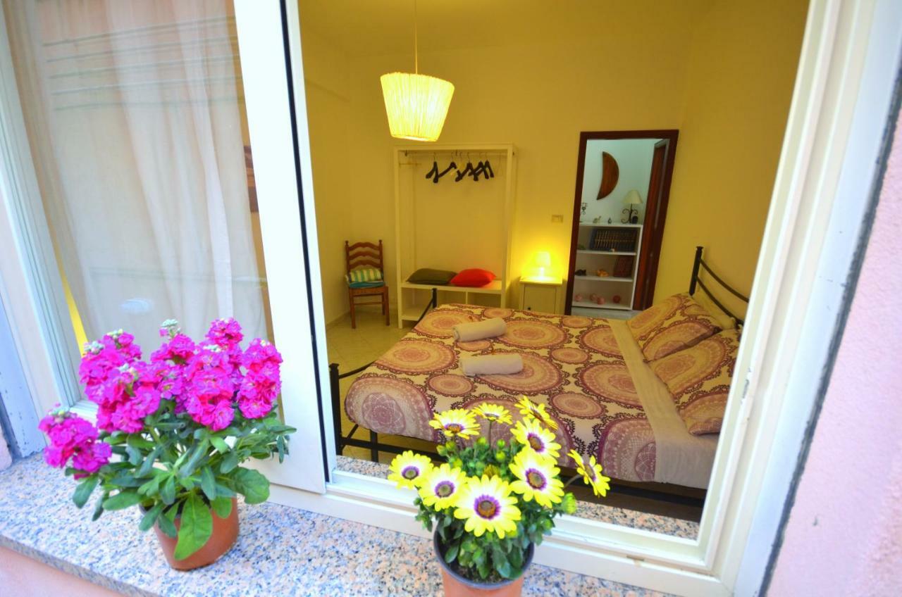 Naxos Sea Holiday Apartments จีอาร์ดีนี นักซอส ภายนอก รูปภาพ